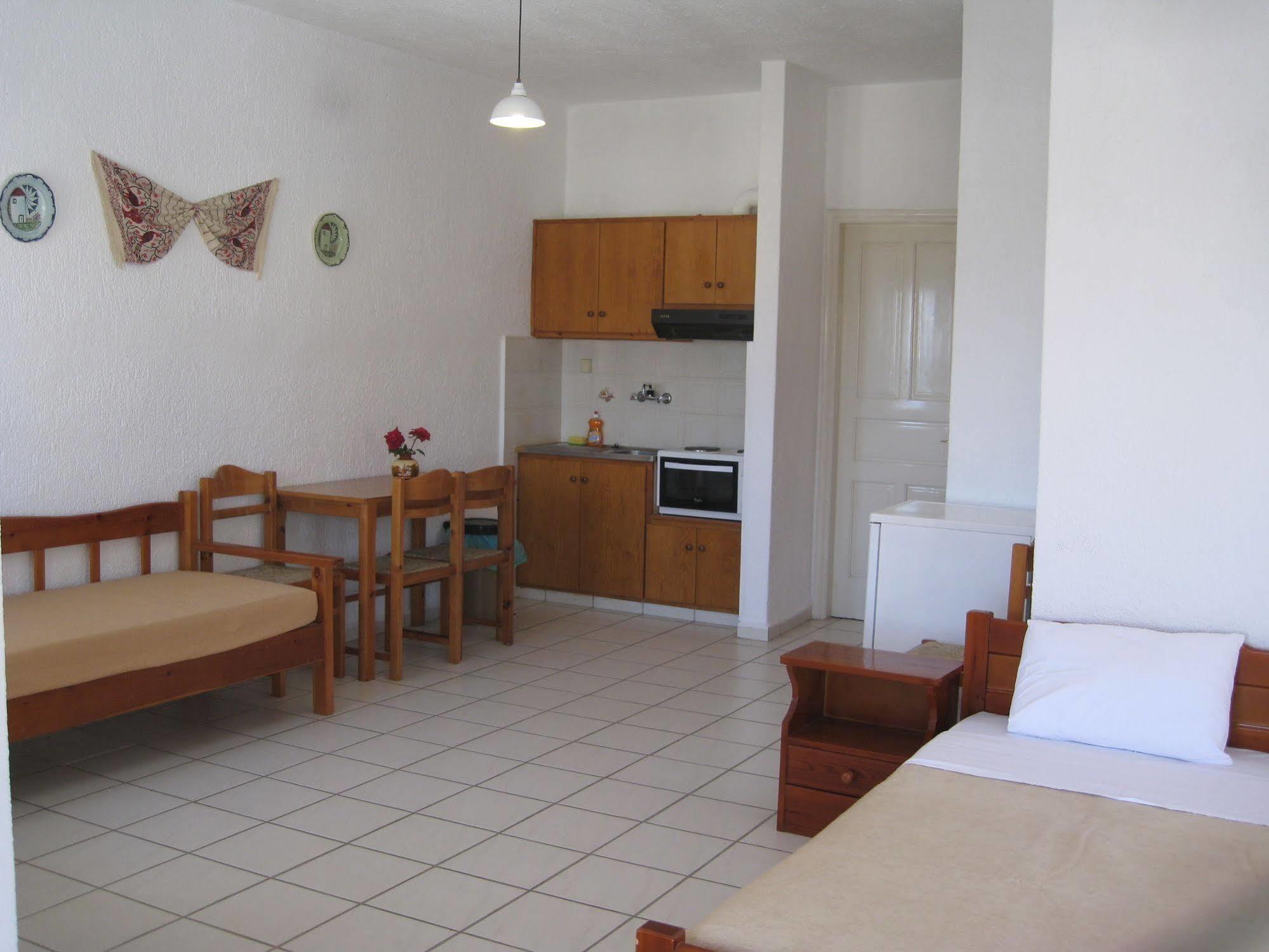 Villa Angela Istron Esterno foto
