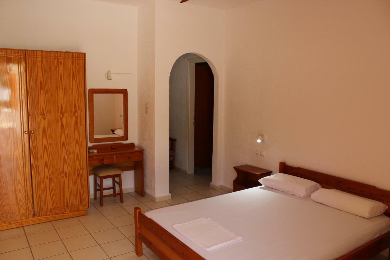 Villa Angela Istron Esterno foto
