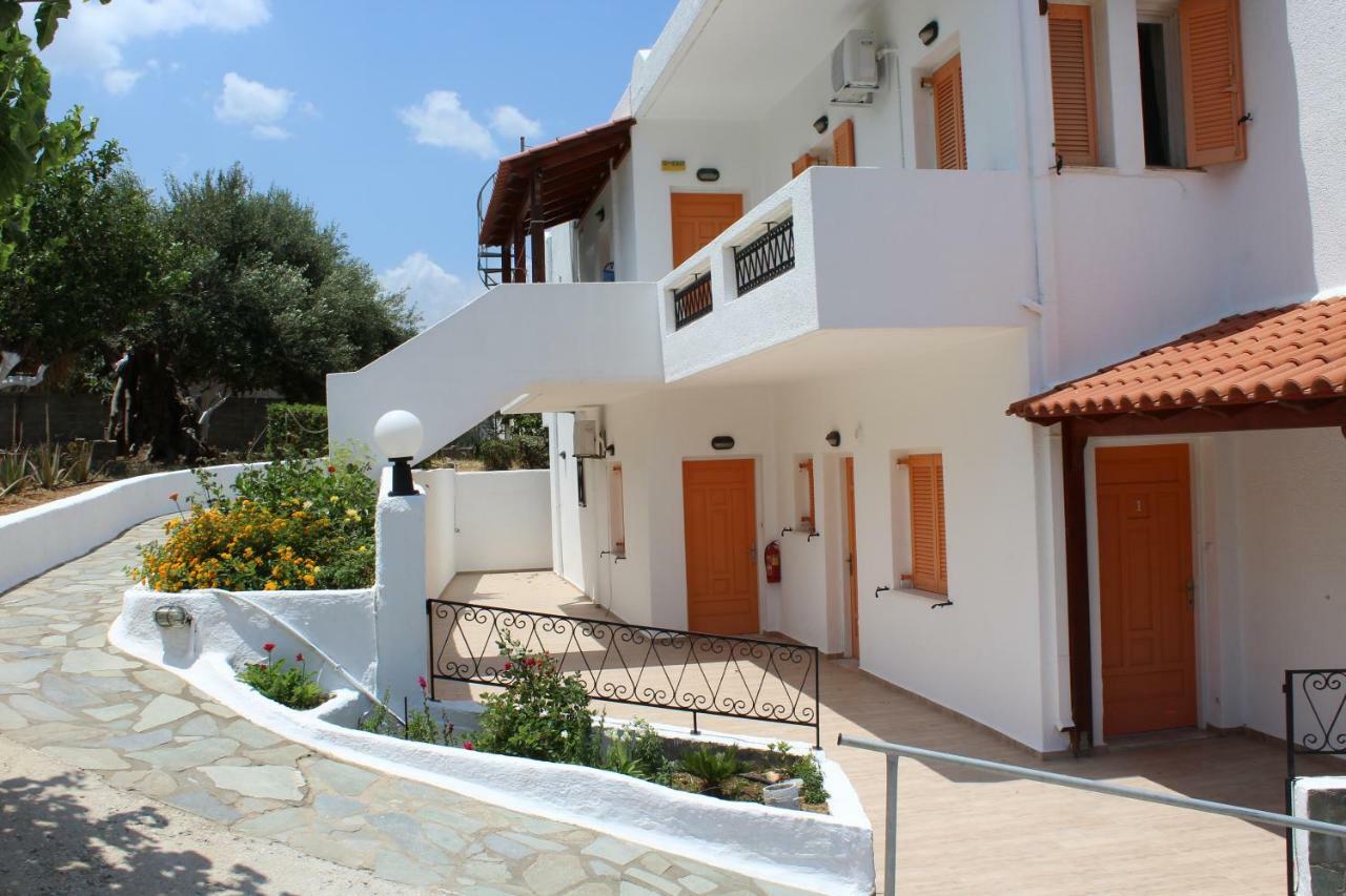 Villa Angela Istron Esterno foto